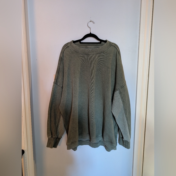Aerie Oversized Washed Sweatshirt – Sage Green – 29” PTP – Slouchy Fit - Picture 2 of 6